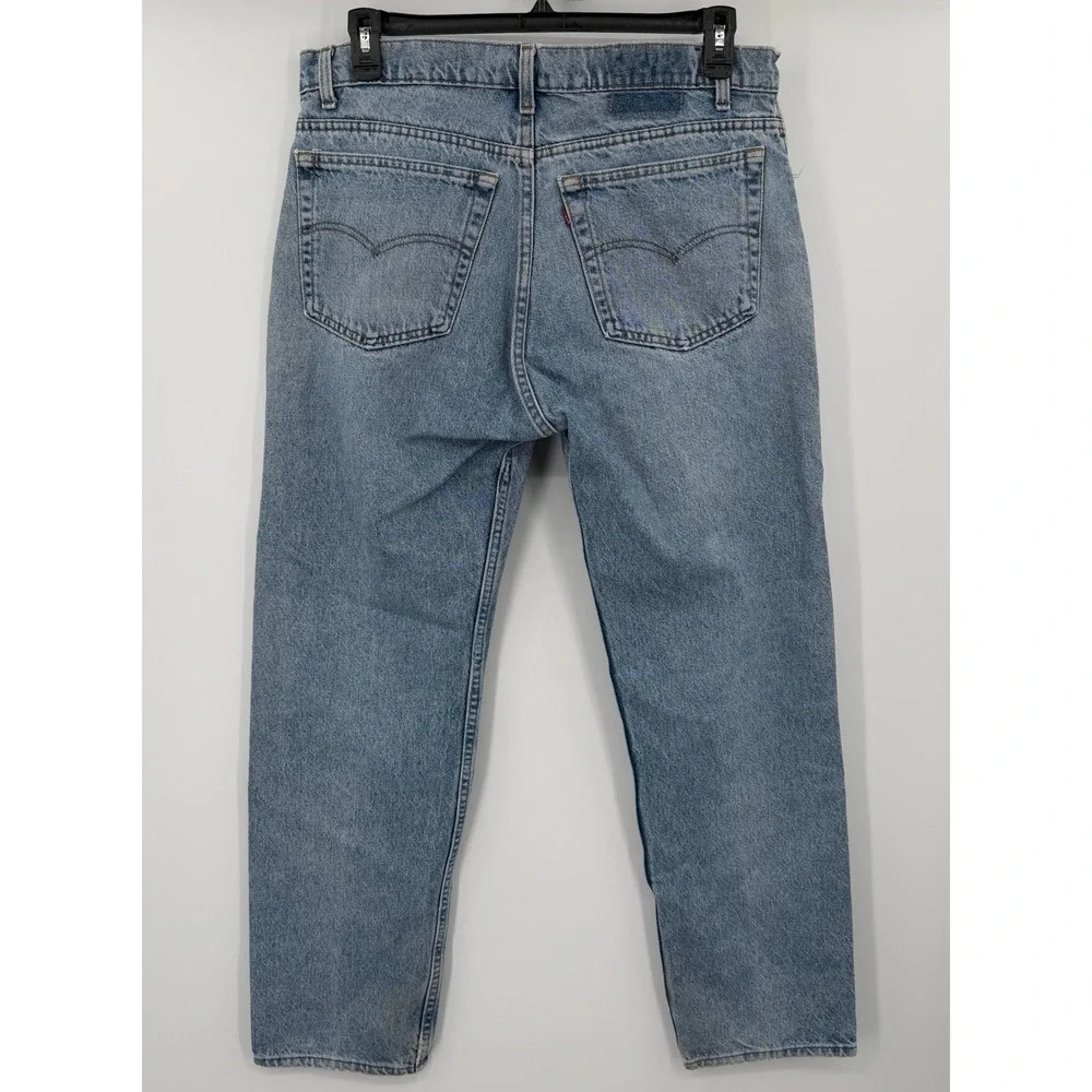 Vintage Levis 505 Mens 38x32 Light Wash Straight Leg Denim Jeans Made in USA 90s